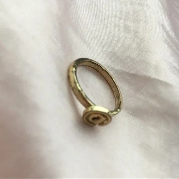 @ ring - Picture 4 of 5